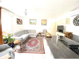 t3 à la vente -   13004  MARSEILLE, surface 65 m2 vente t3 - UBI474471623